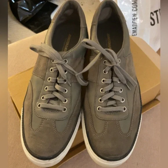 Grey Johnston & Murphy Sneakers - Picture 2 of 4